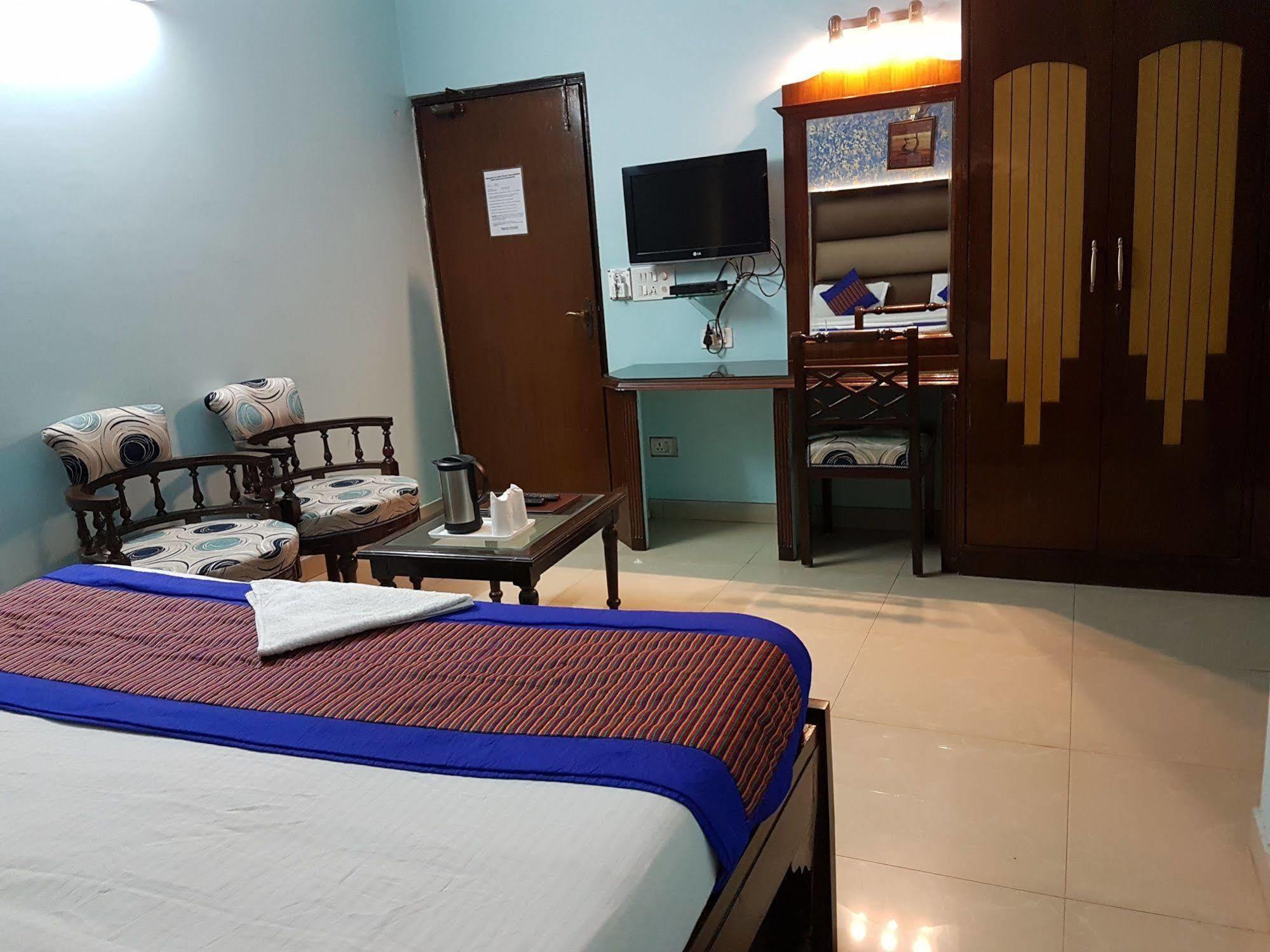 Treebo Paras International Delhi  Exterior foto